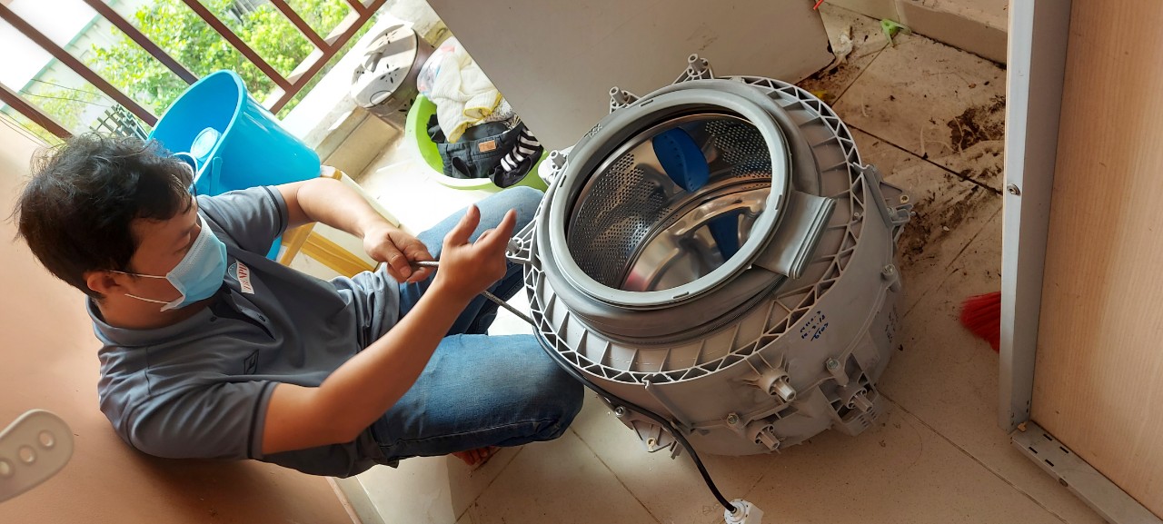 dịch vụ vệ sinh máy giặt điện máy xanh